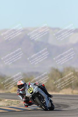 media/Dec-04-2025-Racers Edge (Thu) [[5ebc9f124d]]/3-B Group/1-Session 1 (Turn 7)/